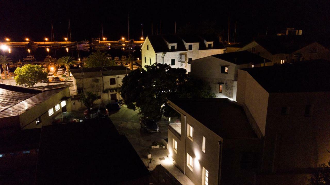 Villa Lile Baska Voda Bagian luar foto