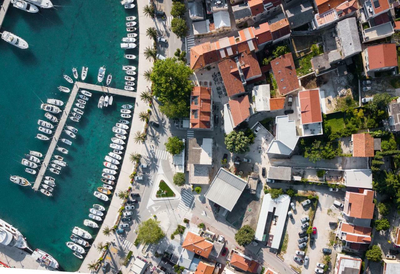 Villa Lile Baska Voda Bagian luar foto